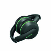 Magnat LZR 580S Gray vs. Green